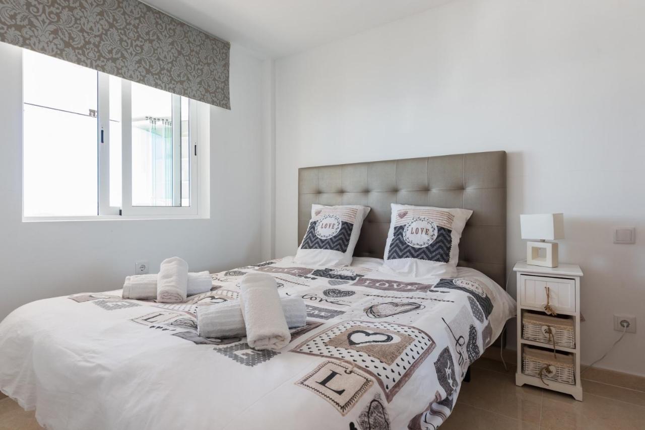 Room In Apartment - 1St Line Top Floor Apartment Carrer del Mar 外观 照片